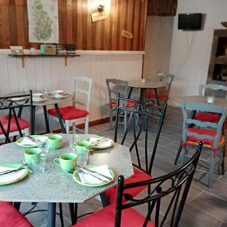 Les P'Tites Pistes Panzió Chaux-des-Pres Kültér fotó