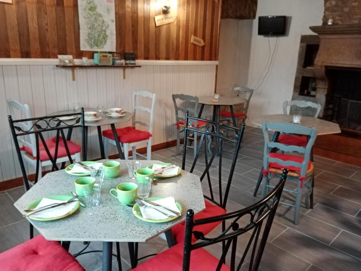 Les P'Tites Pistes Panzió Chaux-des-Pres Kültér fotó